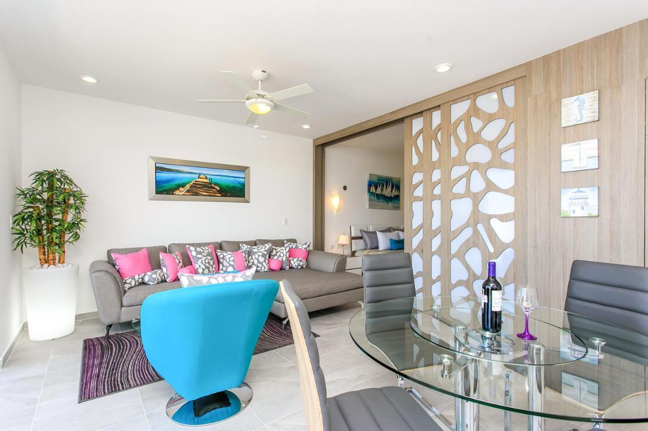 Stunning Marea With Stellar Oceanview Rooftop Pool!