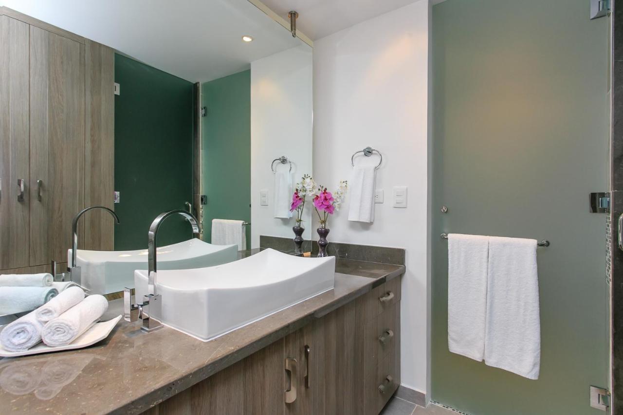 Stunning Marea With Stellar Oceanview Rooftop Pool! *