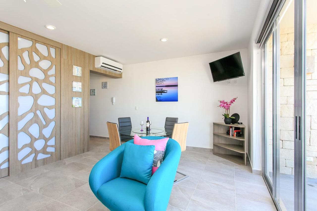 Stunning Marea With Stellar Oceanview Rooftop Pool! *
