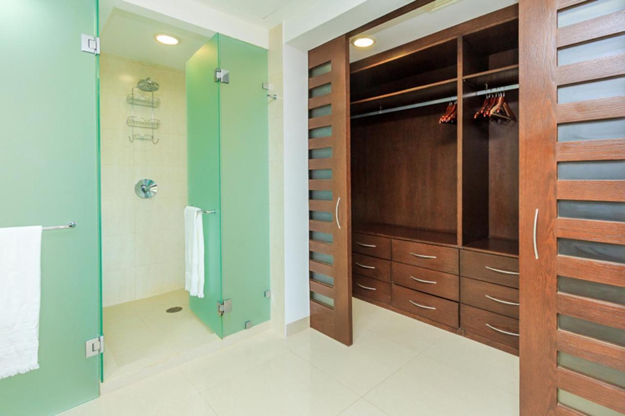 Apartment Luxury At Mareazul Beachfront Complex With Resort-style Amenities