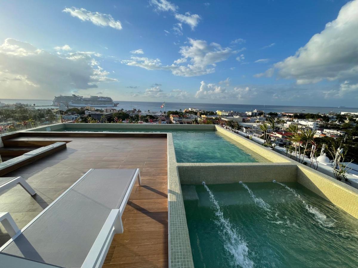 Brand New With Rooftop Pool