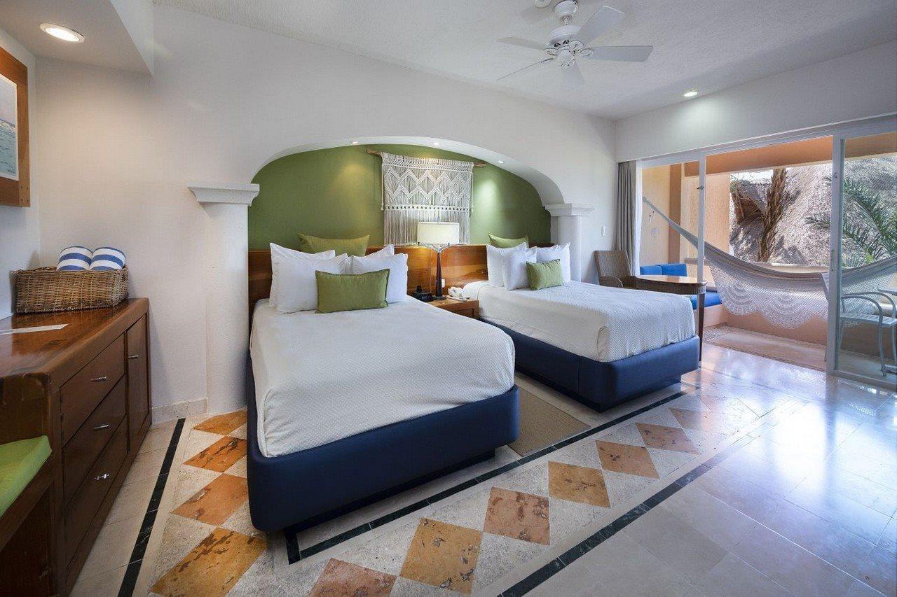 & Club Puerto Aventuras