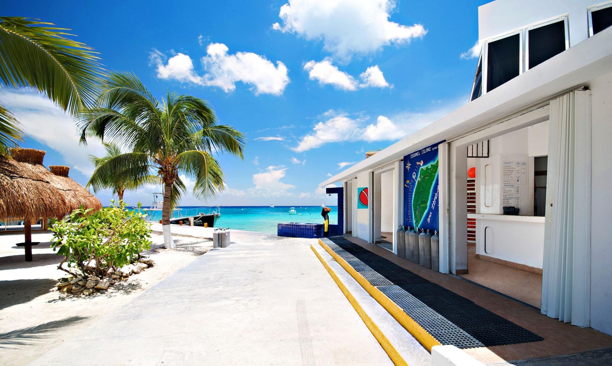 Casa Del Mar & Dive Hotel