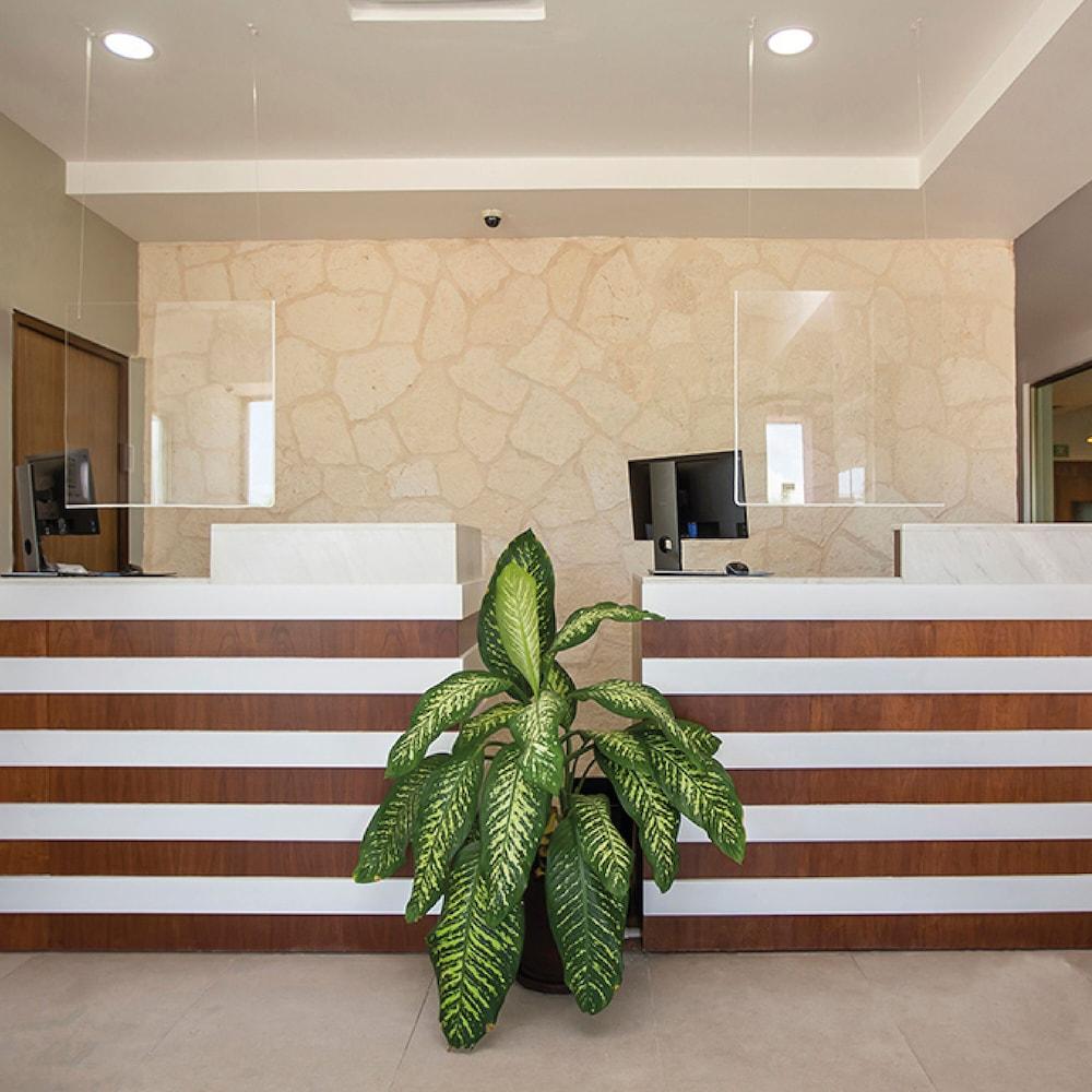 Hotel The Magic 3*