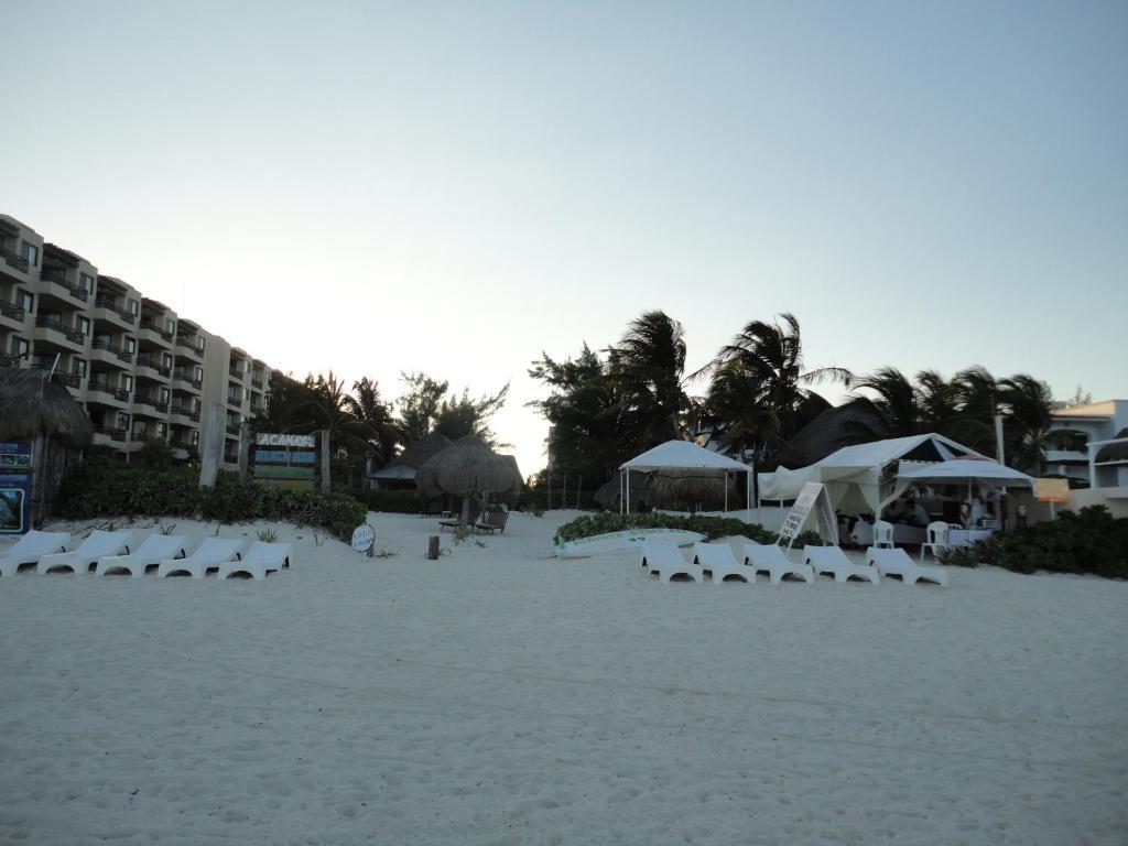 Acamaya Reef Hotel