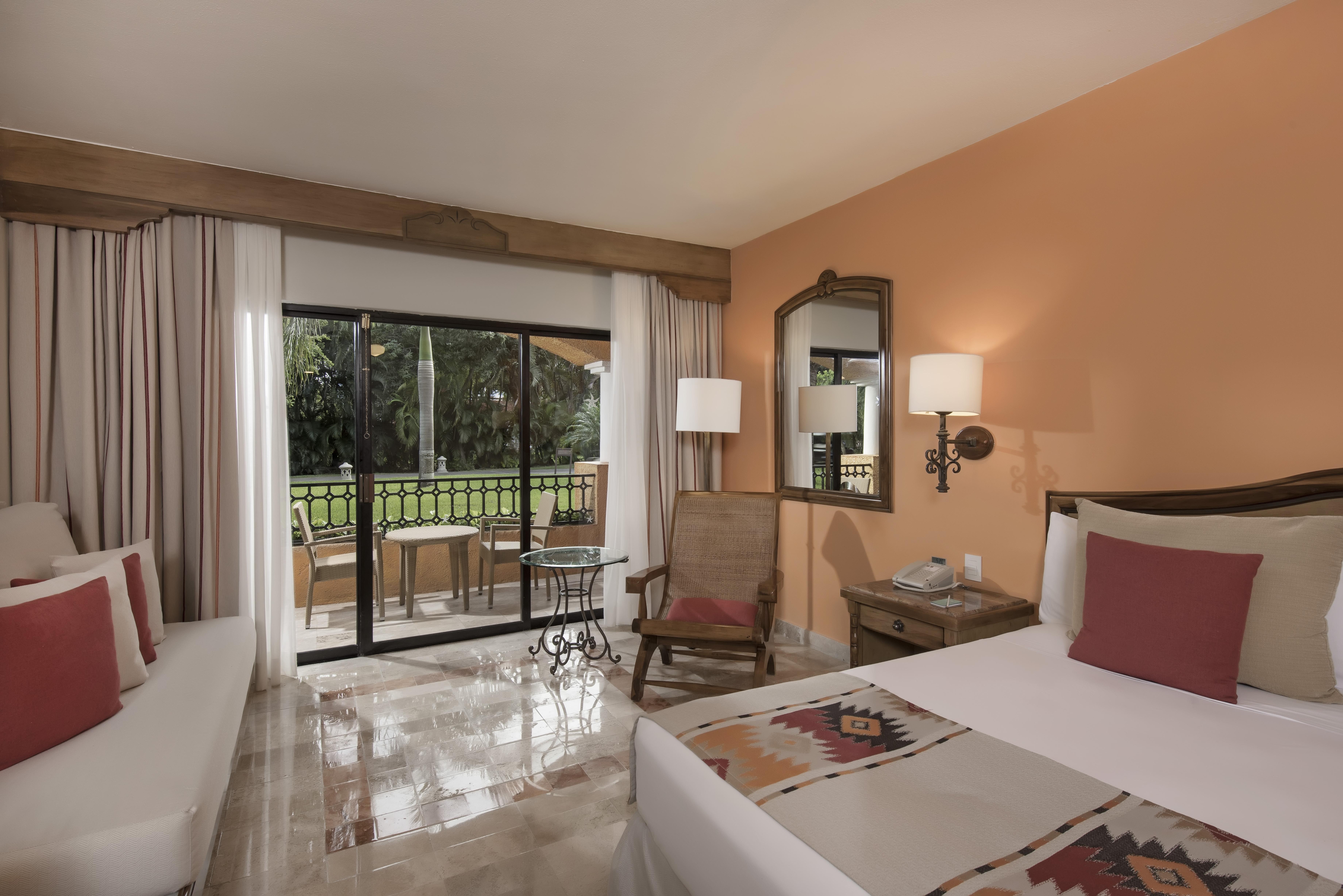 Iberostar Waves Paraiso Resort 5*