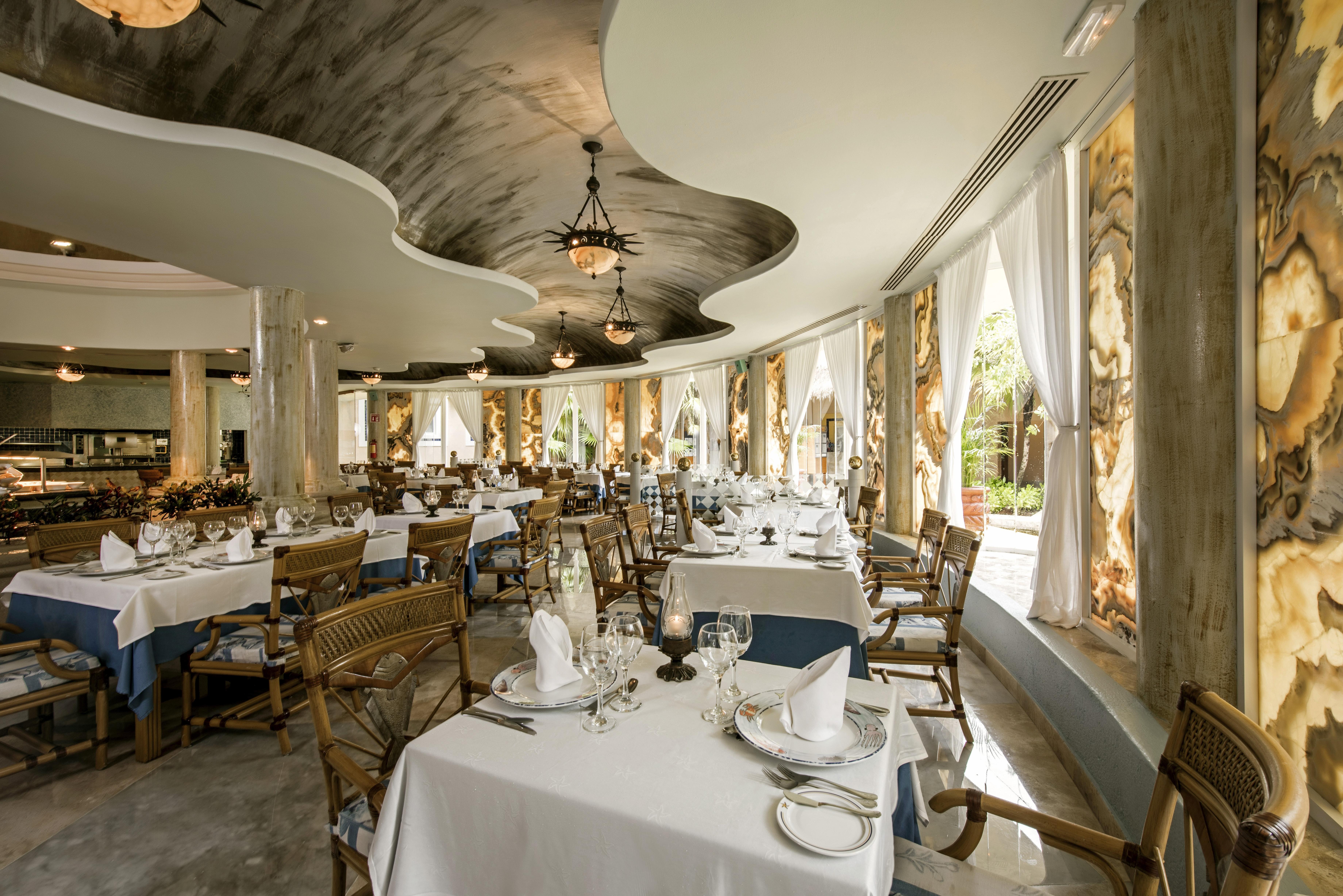Iberostar Waves Paraiso Resort 5*