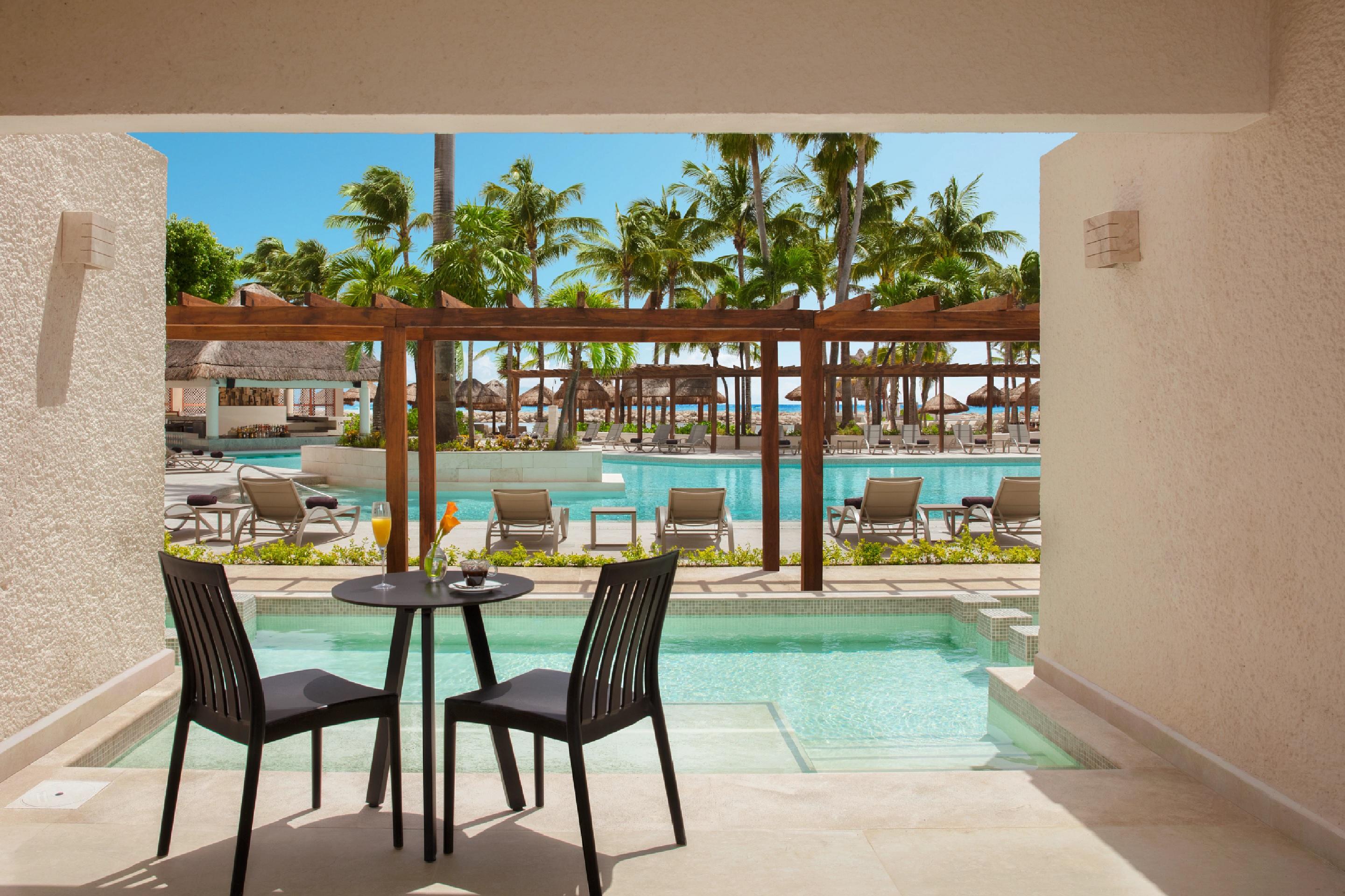 Resort Dreams Aventuras Riviera Maya