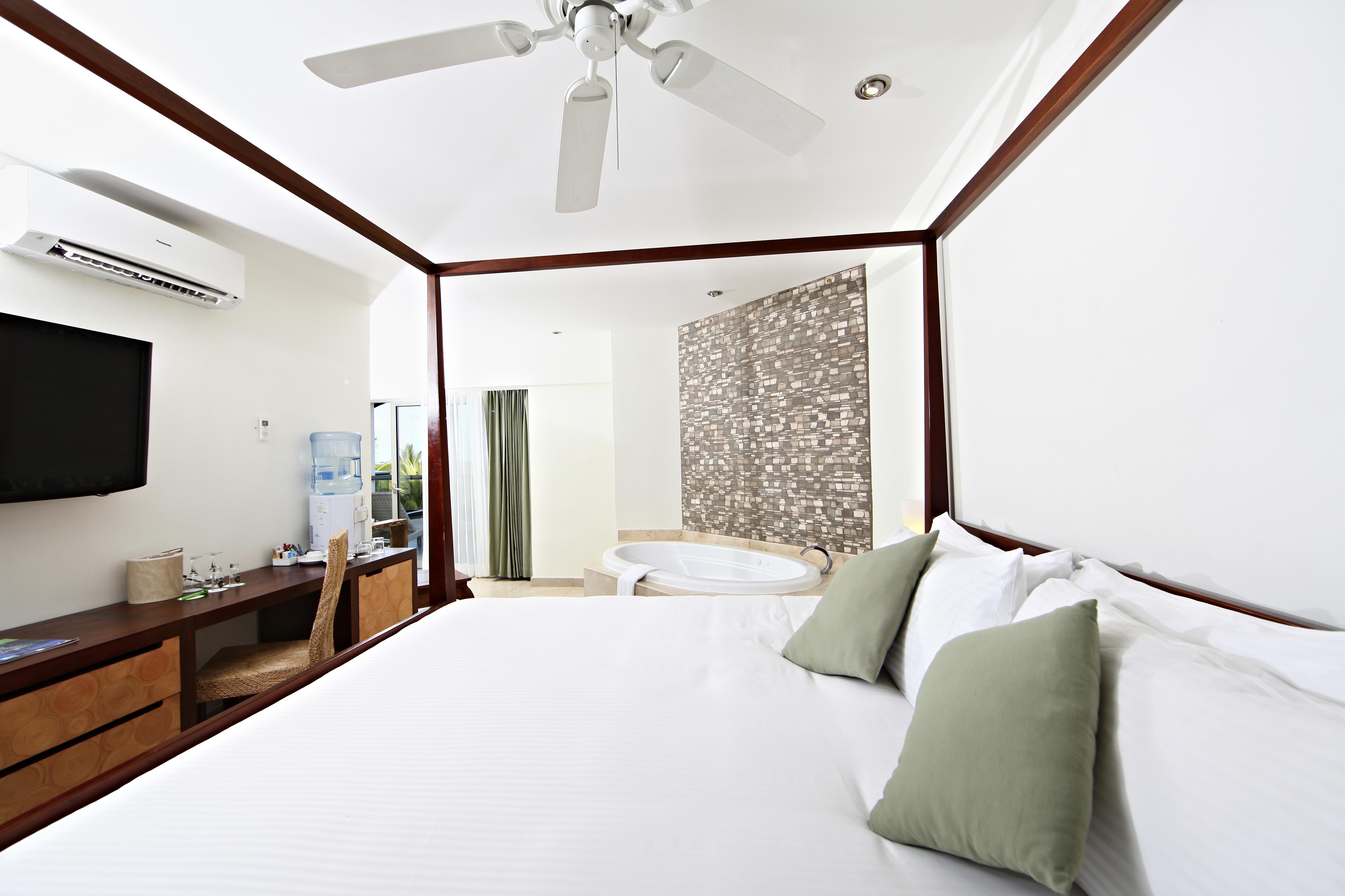 Resort Sandos Caracol Eco Resort & Water Park (Adults Only)