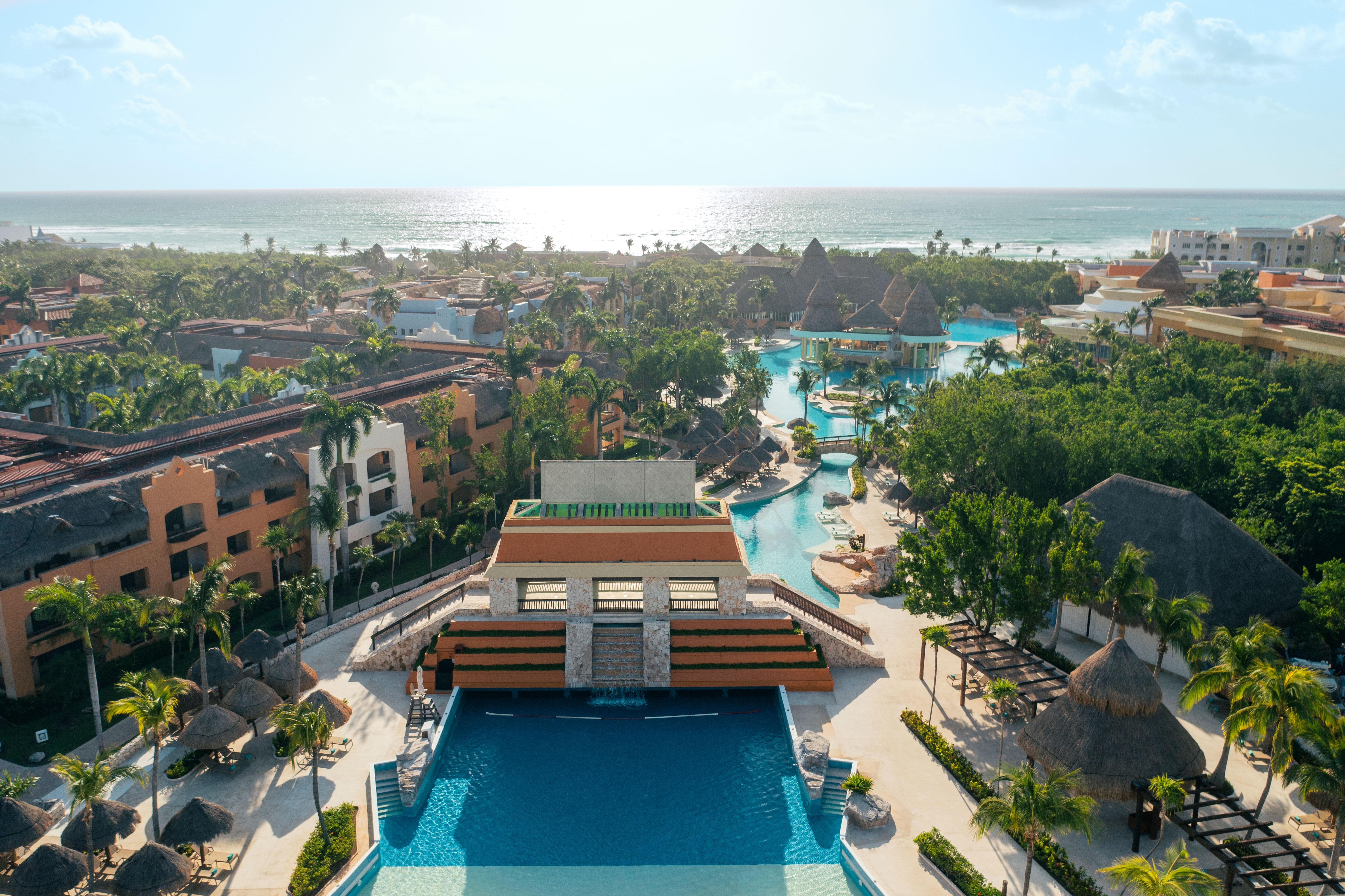 Resort Iberostar Selection Paraiso Lindo 5*