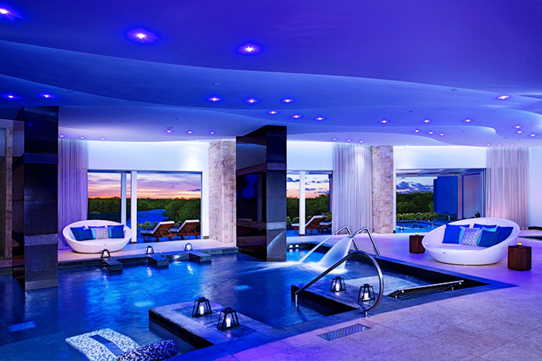 Breathless Riviera Cancun & Spa Resort 5*