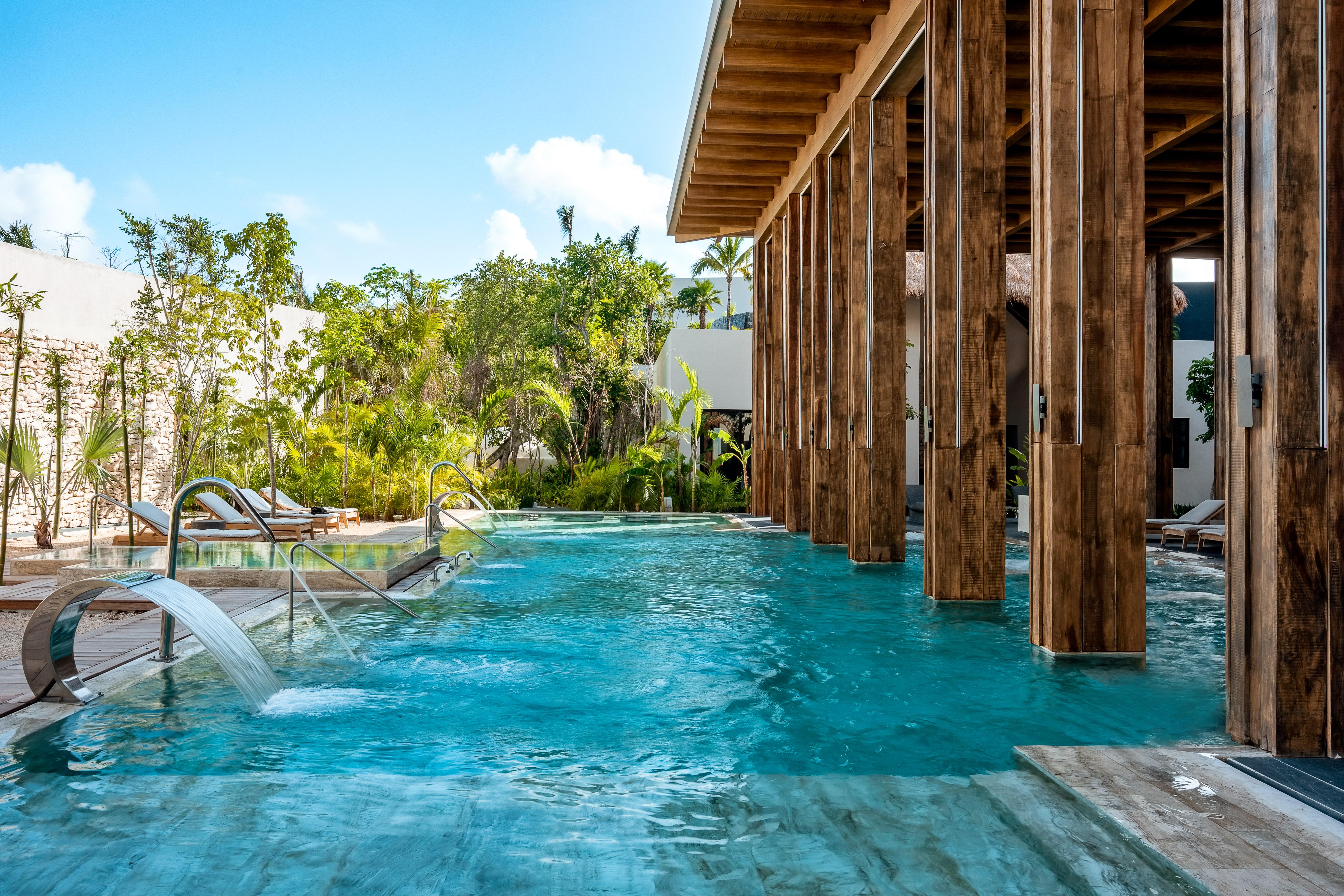 Resort Secrets Moxché - Adults Only -