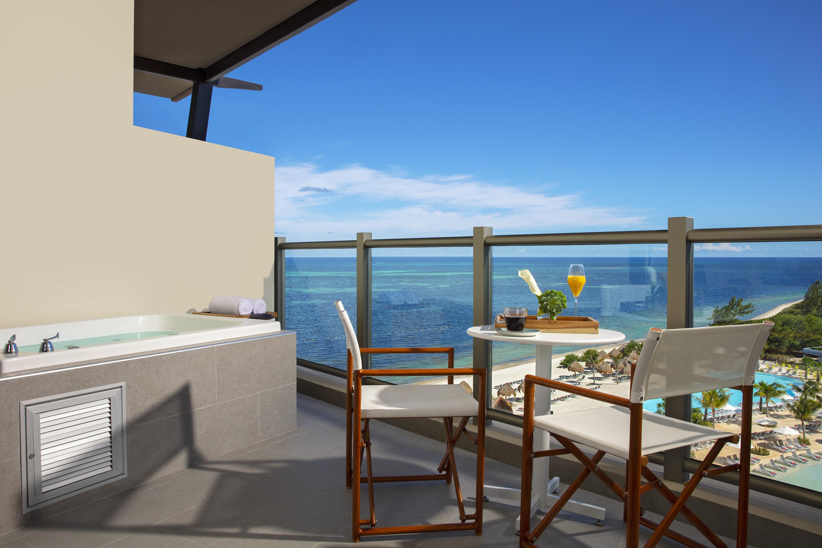Dreams Natura & 5*