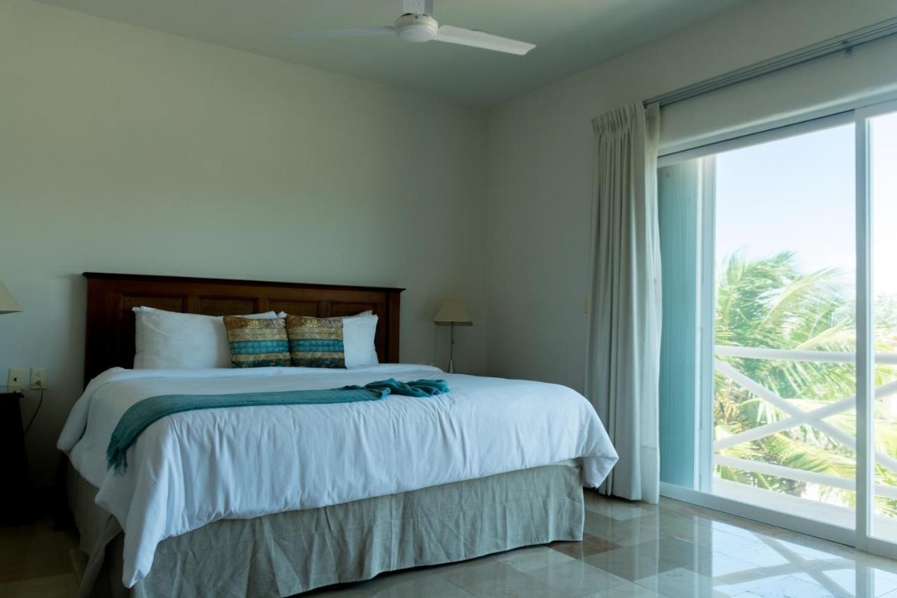 Ocean Front Condo Hotel *