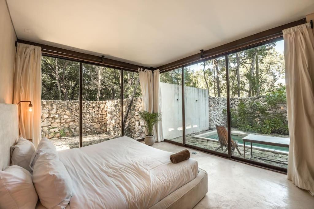 Holiday home Retreat-3br Luxury Condo-private Pool *