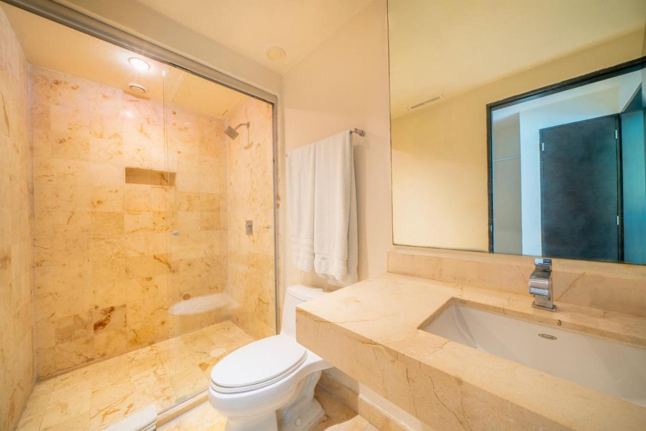 Ocean View Condo - 2 Bedrooms - At The Elements Condos - Castillo De Arena *