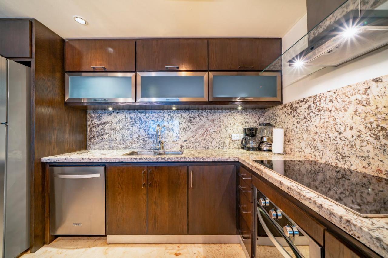 Holiday home Ocean View Condo - 2 Bedrooms - At The Elements Condos - Castillo De Arena