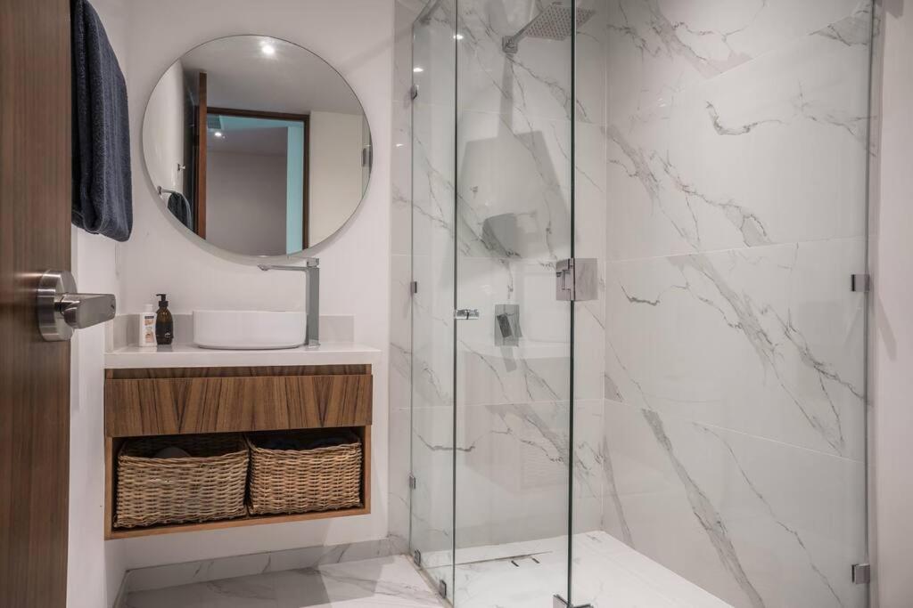 De Lujo, Alberca, Gym, Jacuzzi En Areas Comunes Apartment
