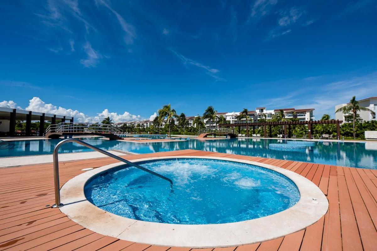 Mareazul Luxury Front Complex Secret Paradise Apartment