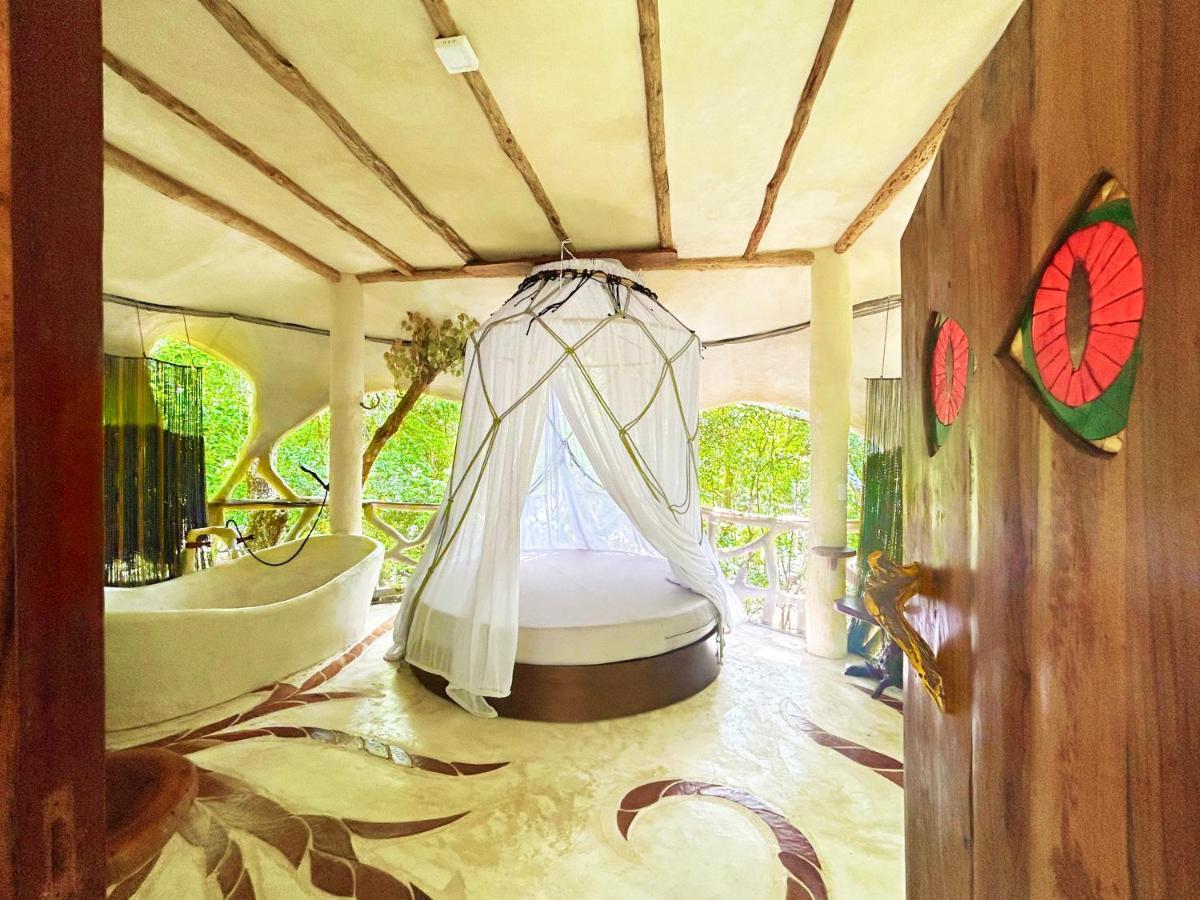 Campsite Ikalar Akumal