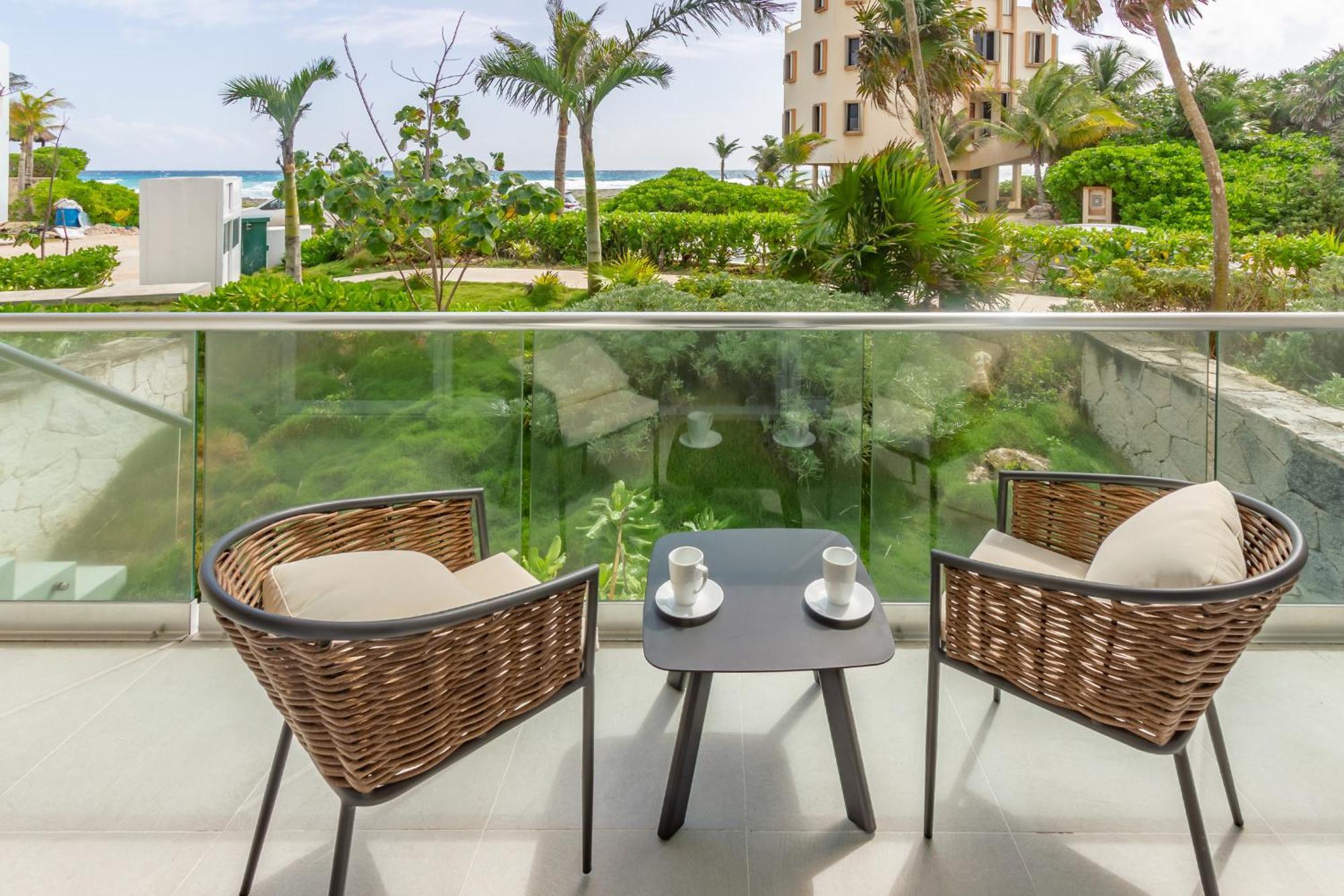 Santamar By Tao With Pool & Walk To Ocean Apartment