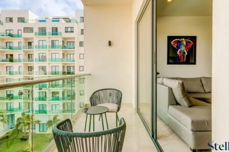 New Complex Style With Amenities Near Downtown 7min Holiday home