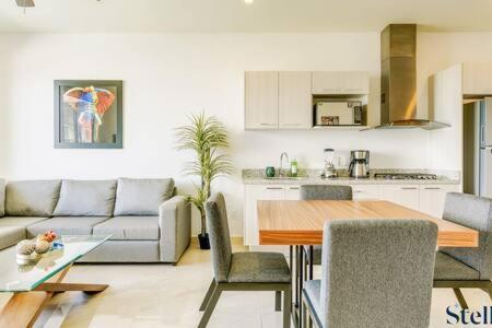 New Complex Style With Amenities Near Downtown 7min Holiday home *