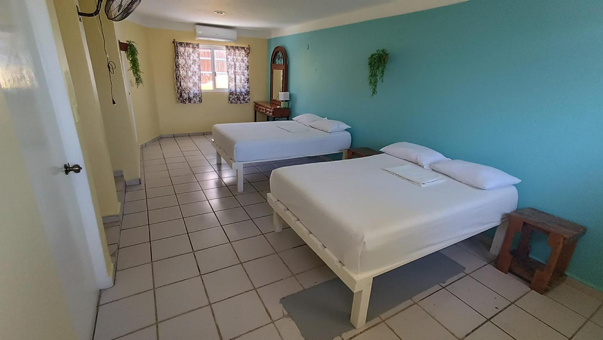 Hostal Tres Mundos Playa del Carmen