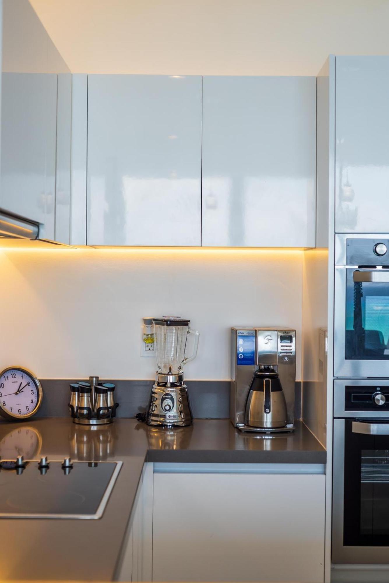 Oce31- Oceana 2 Bedroom Amazing Ocean View Penthouse Apartment