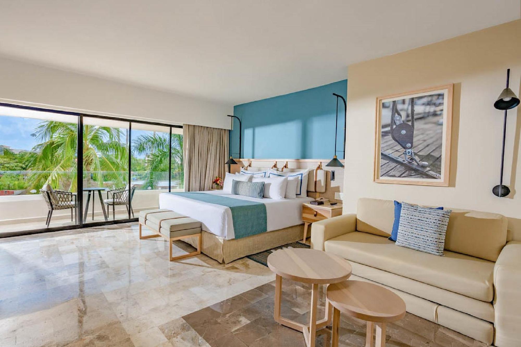 Resort Dreams Aventuras Riviera Maya 4*