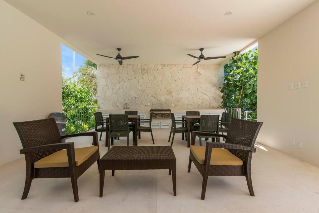 Apartamento Jungle Joy Prv Jacuzzi Access Rooftop Pools W Sea Views + Club Akumal