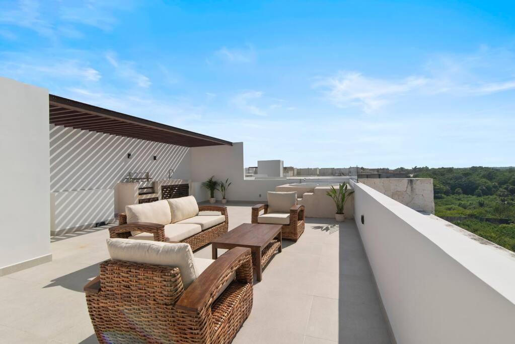 Jungle Joy Prv Jacuzzi Access Rooftop Pools W Sea Views + Club Apartamento