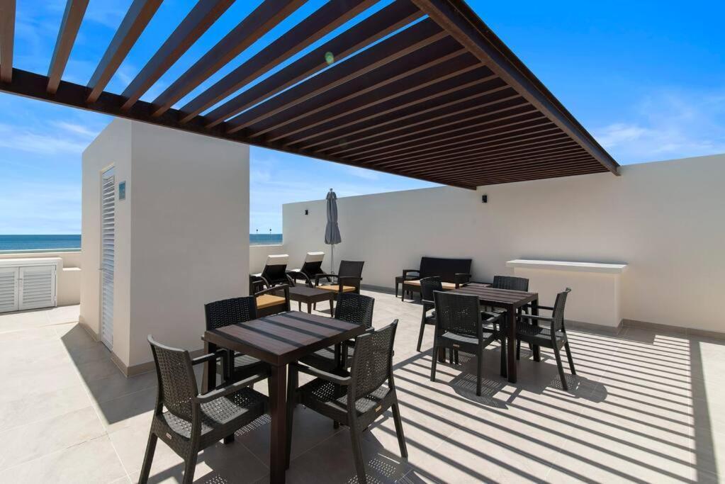 Jungle Joy Prv Jacuzzi Access Rooftop Pools W Sea Views + Club *