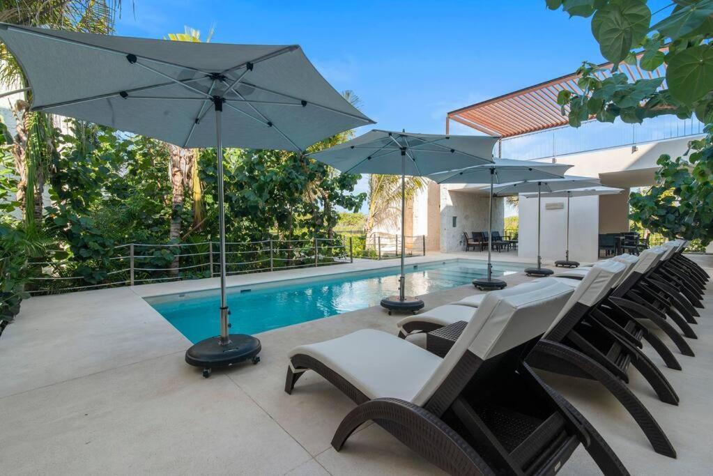 Jungle Joy Prv Jacuzzi Access Rooftop Pools W Sea Views + Club