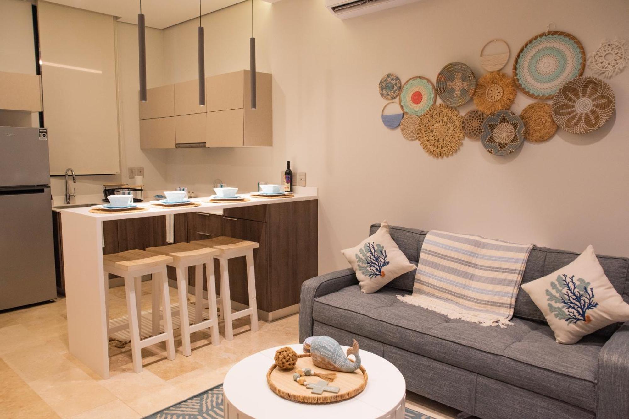Apartment Seascape Near The With A Sea-view Rooftop And Infinity Pool *