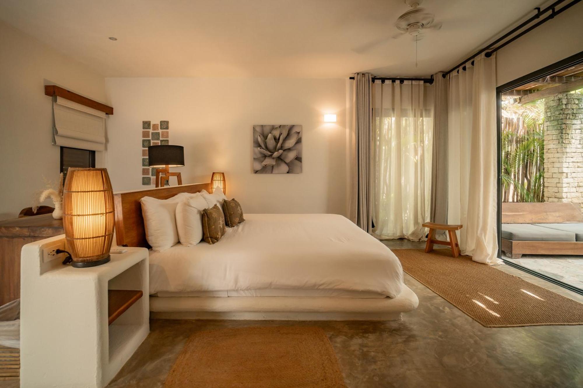 Chiringuito Hotel 4*