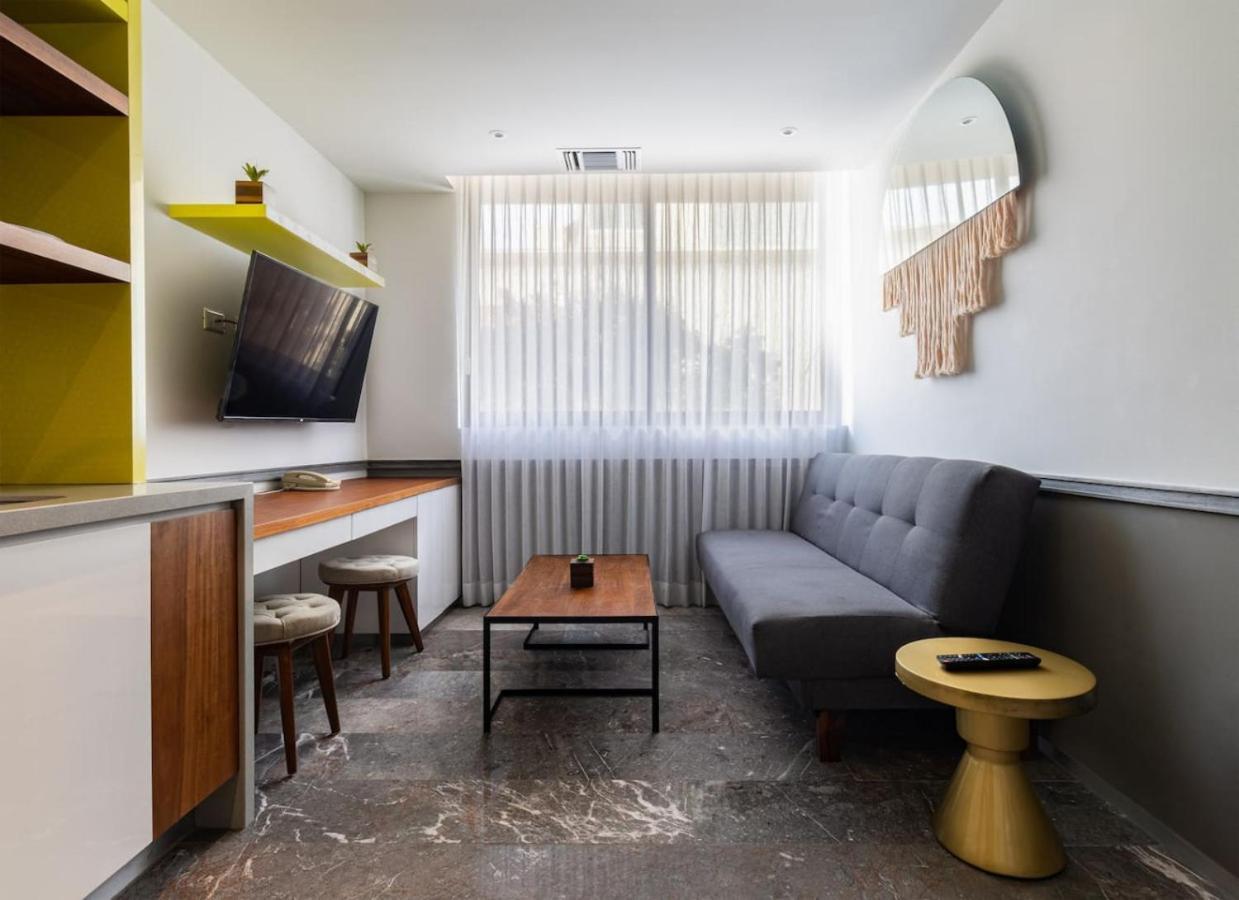 Excellent Location 1br Downtown, 1min *
