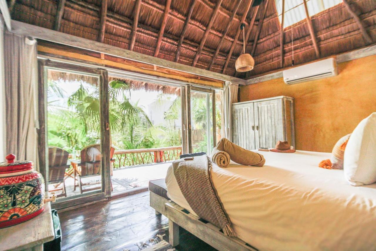 Pescadores By Ahau Collection