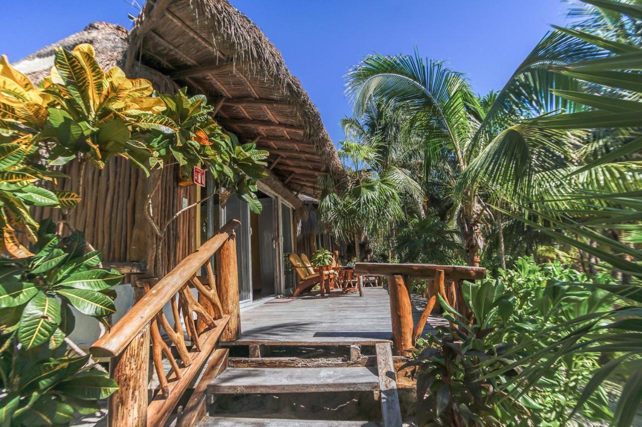 Pescadores By Ahau Collection