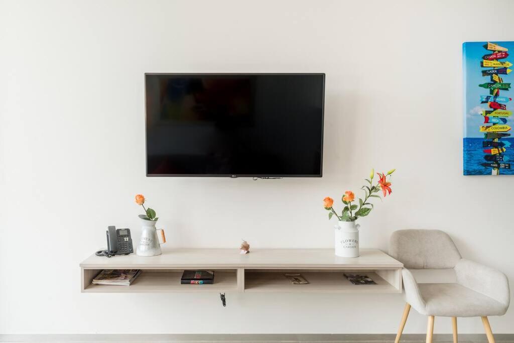Apartment Premium Ph W/ Private Pool Near 5th Ave. *