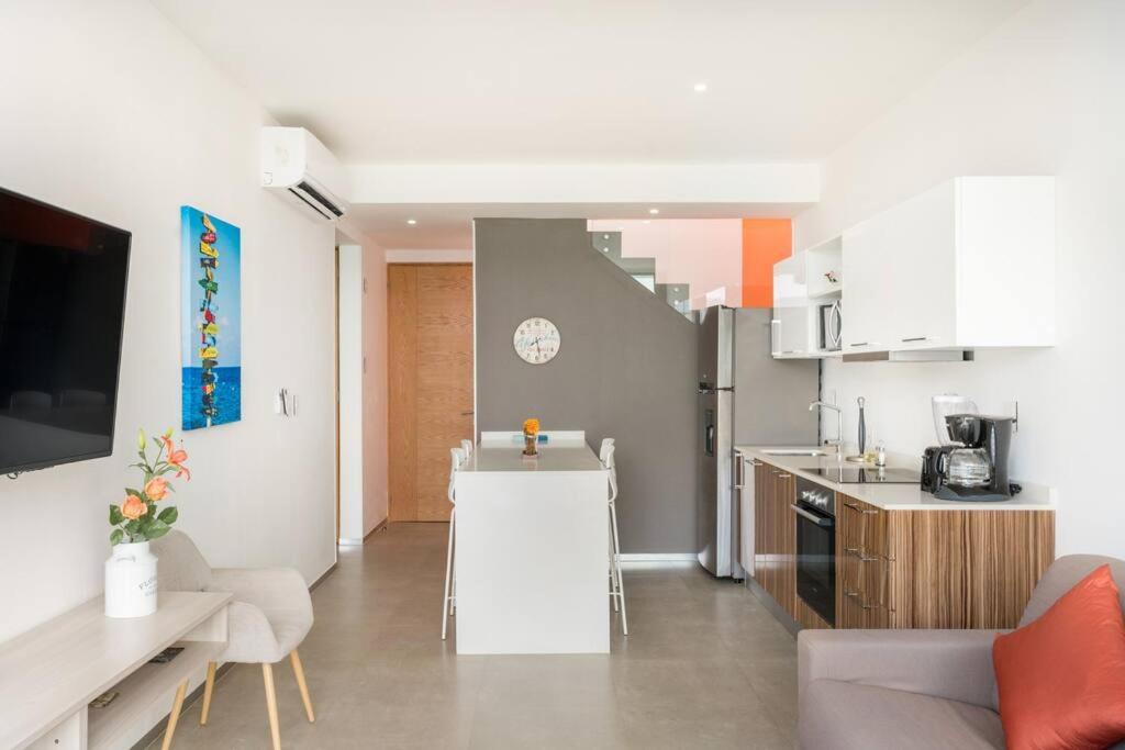 Apartment Premium Ph W/ Private Pool Near 5th Ave.