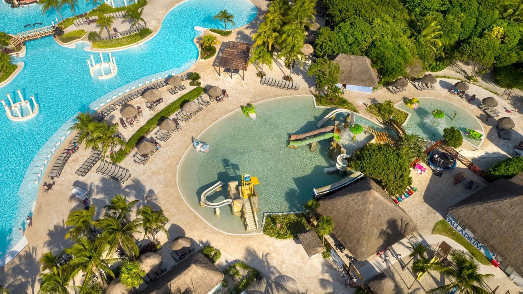 Resort Family Selection At Grand Palladium Kantenah & Akumal