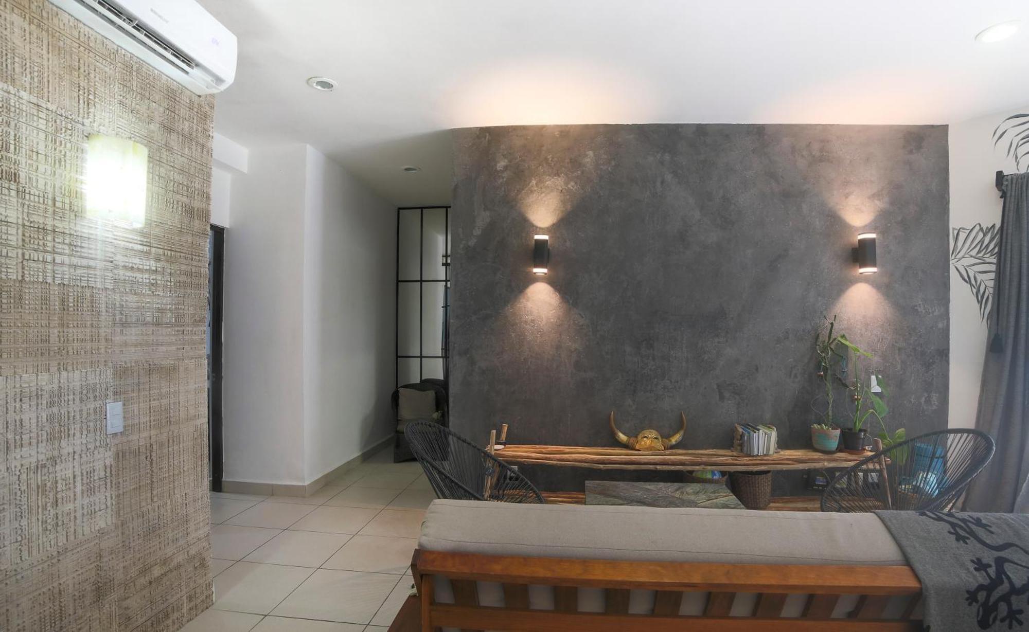 Full Equipped 2 Bdrm In Gated Community & Pool View Apartment