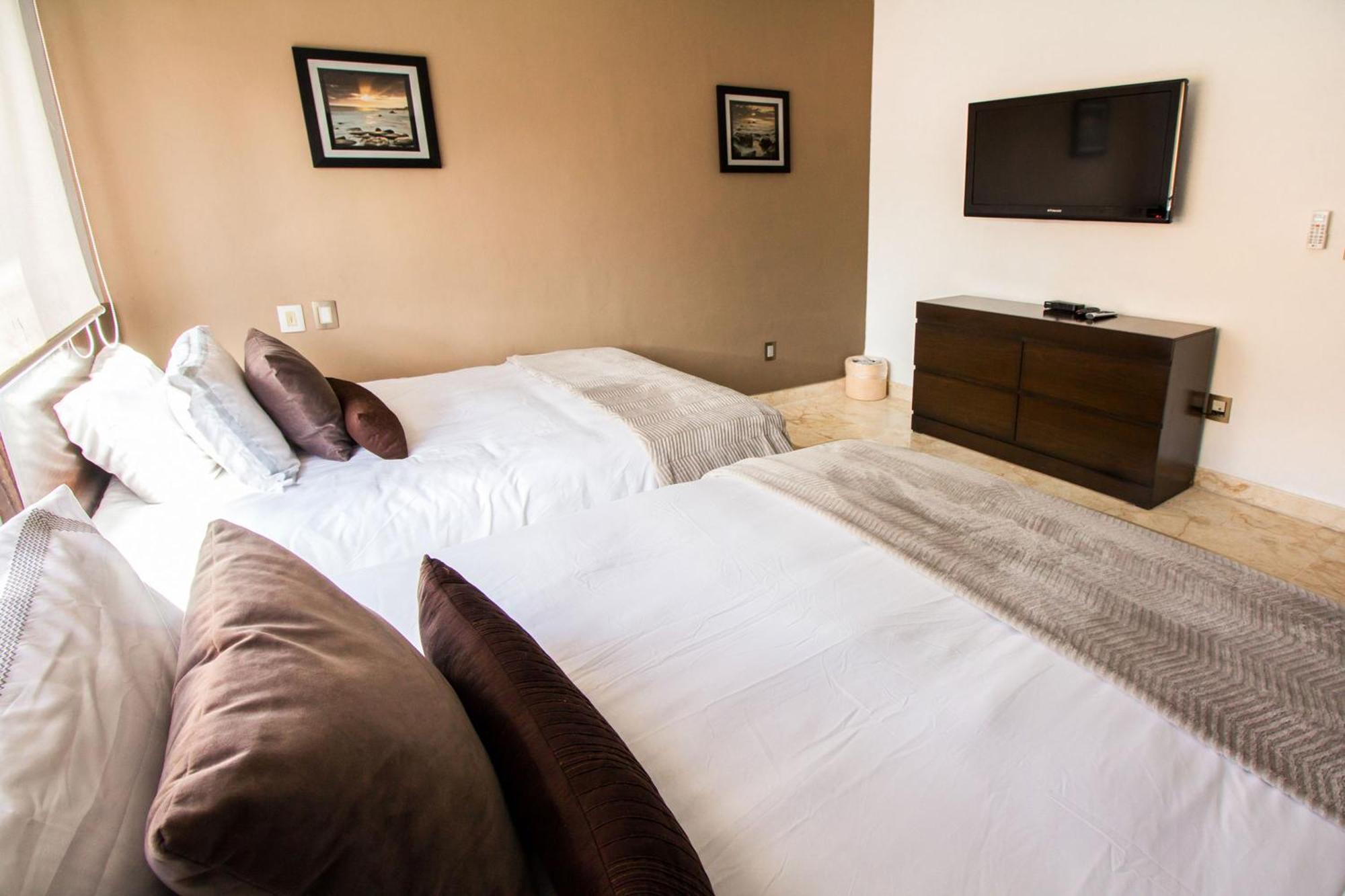 201 Corto Maltes 3 Bedroom Ocean View Apartment *