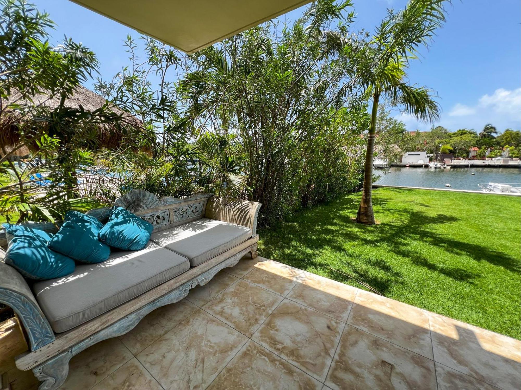 Ground Floor Paradise With Marina View And Pool Paddleboard Included Puerto Aventuras