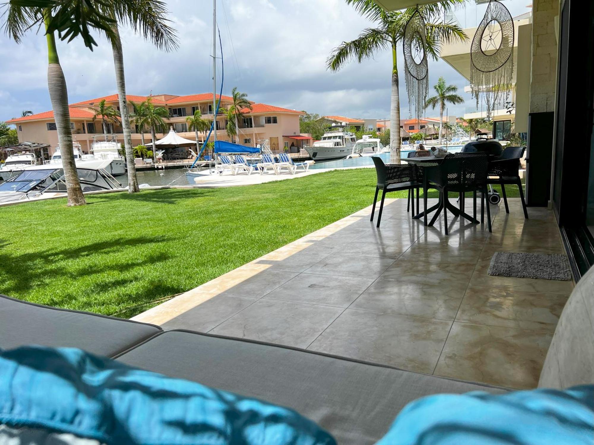 Ground Floor Paradise With Marina View And Pool Paddleboard Included Apartment Puerto Aventuras