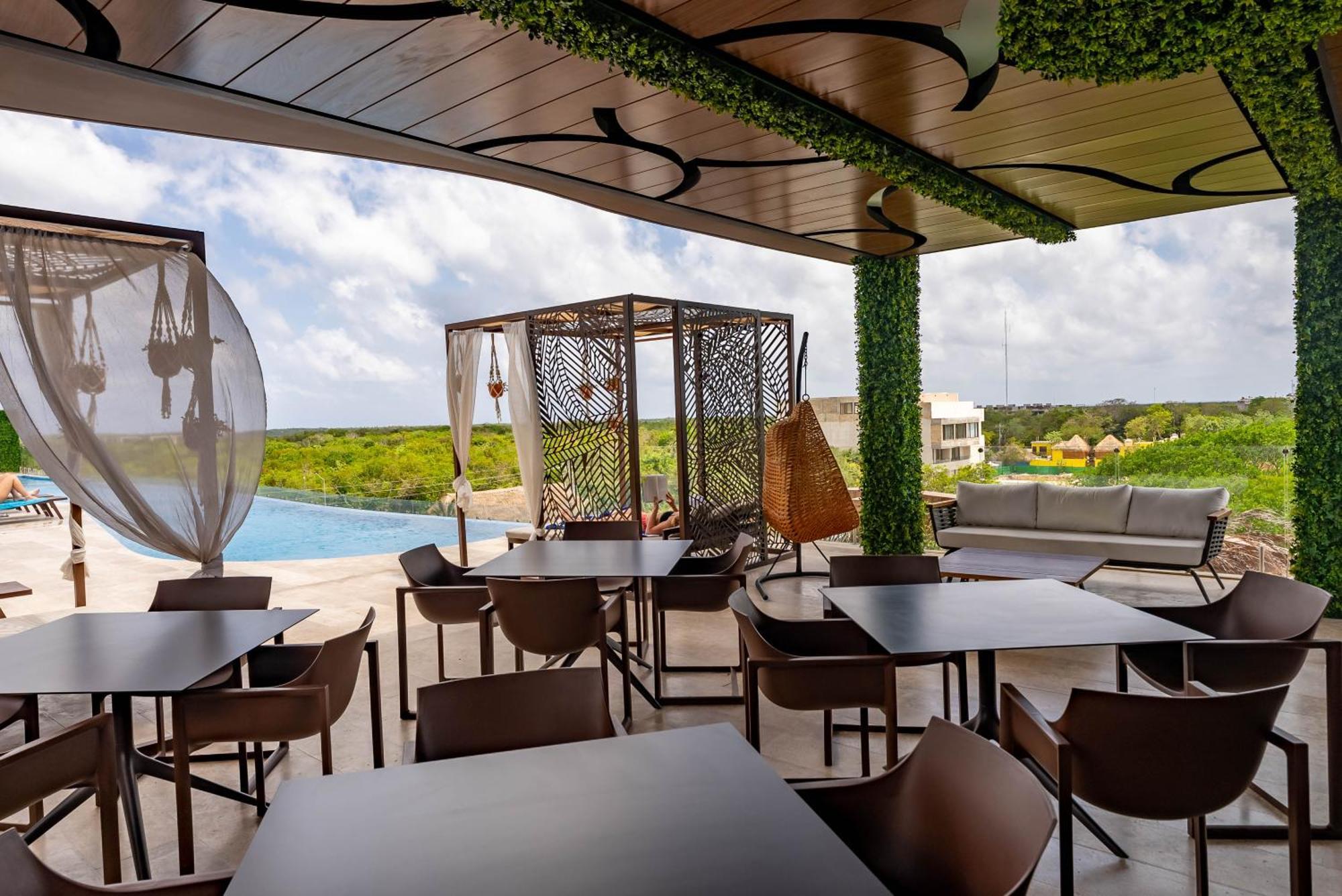Menesse Aparthotel *