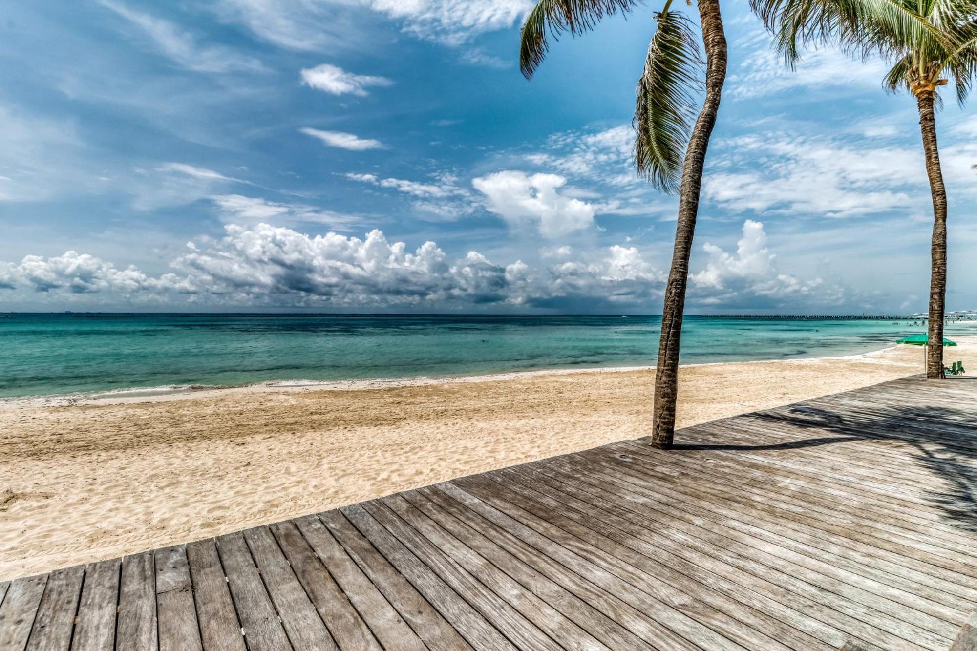 Apartment Residences El Faro, Surf 207