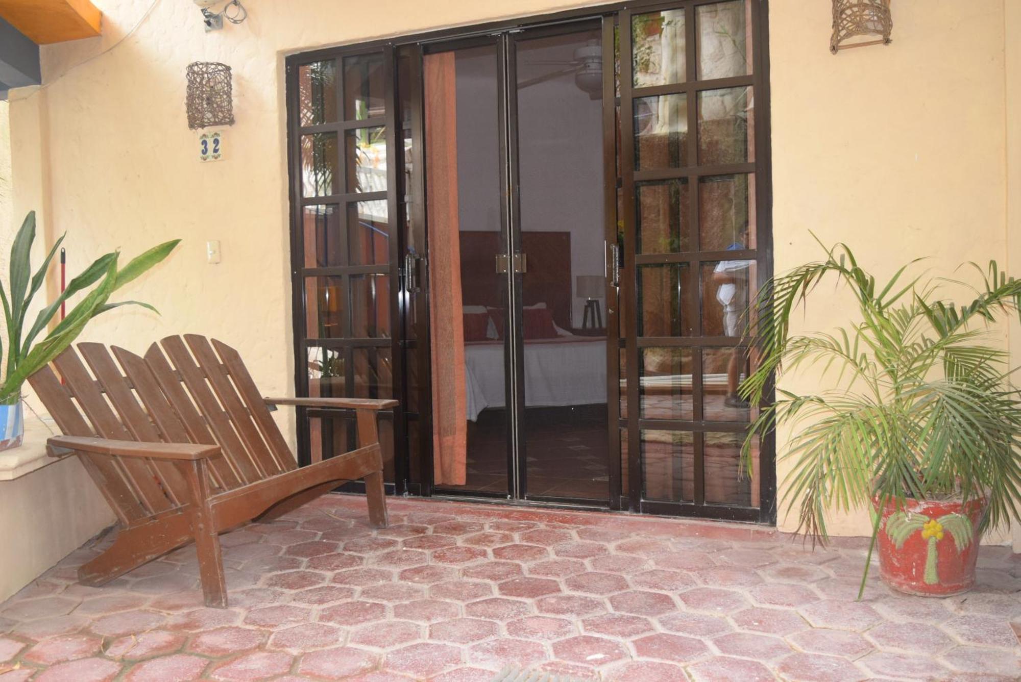 Casa El Moro Hotel Puerto Morelos