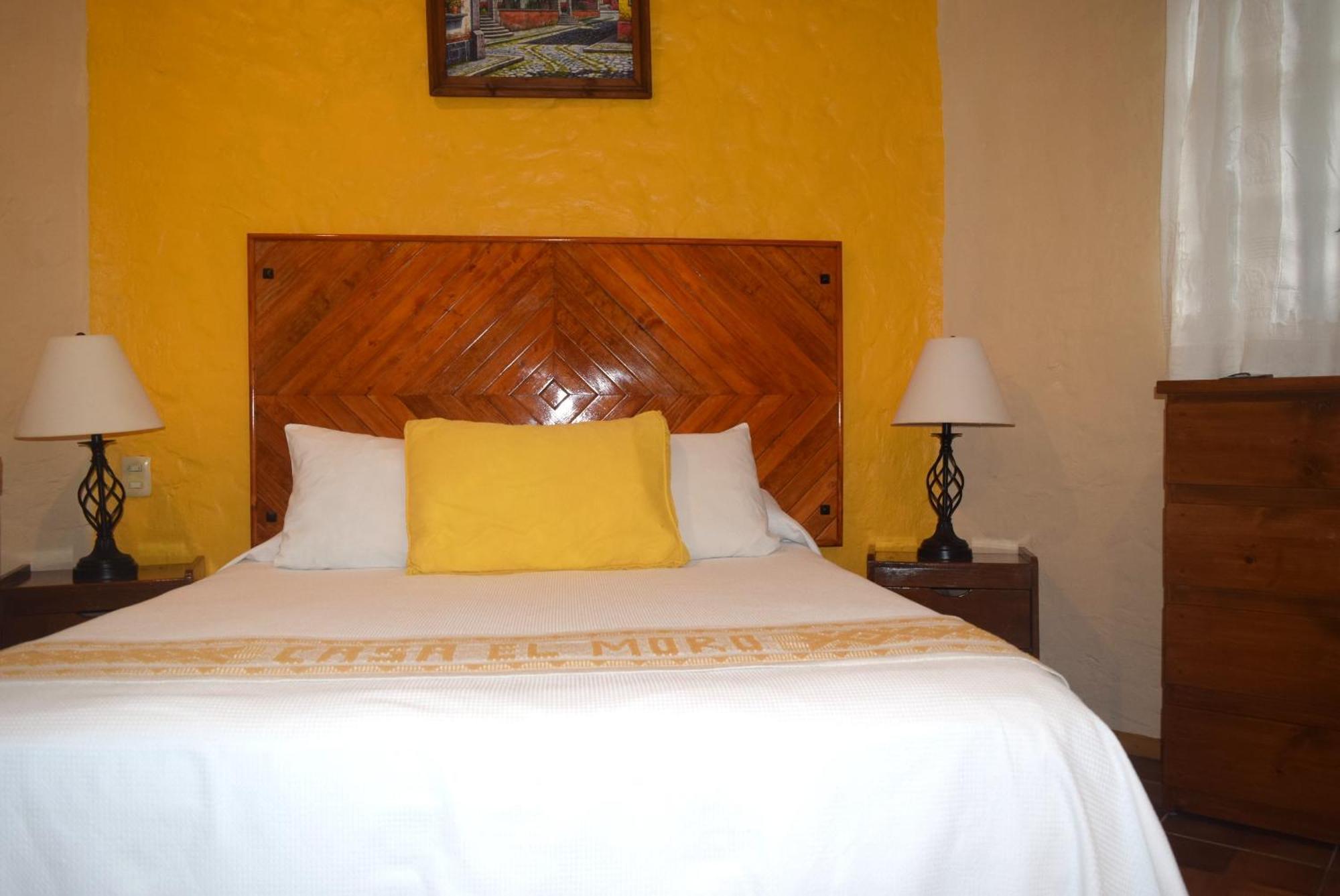 Hotel Casa El Moro 3*